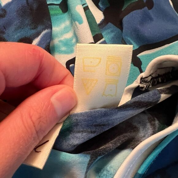 3 for $30! Carroll reed‎ patterned shirt. Size medium - Picture 4 of 6